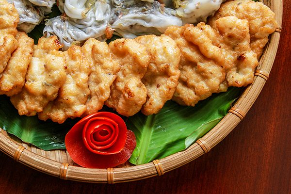 Muc rang muoi (five-spice squid)