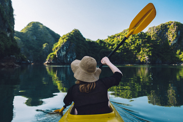 11 Best Places for Kayaking in Vietnam - Paradise Travel