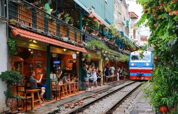 Top Things to Do in Hanoi: 48 Hours with the Michelin Guide